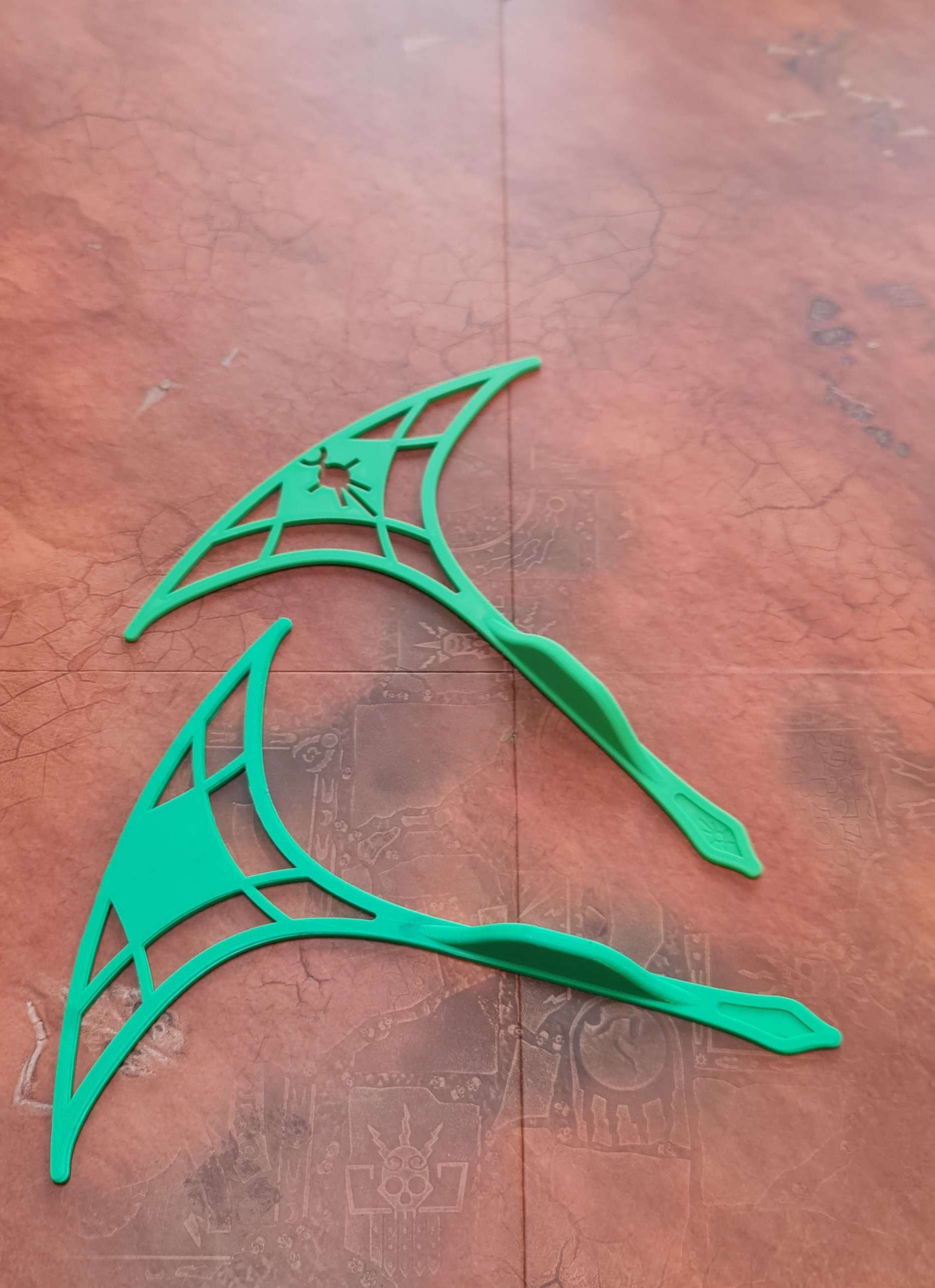 Necron Tomb Dynasty deepstrike positioning rulers - Warhammer 40K 9 inch curved templates set of 2